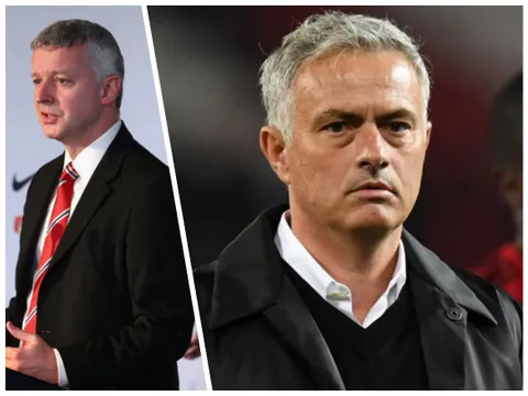 Nếu bị sa thải, Mourinho hãy đến hỏi tội... Phil Townsend!