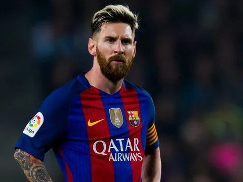 'Nếu yêu bóng đá, bạn phải yêu Messi'
