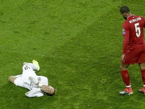 "Neymar là kịch sĩ xuất sắc nhất thế giới bóng đá"