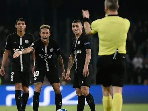 Neymar: "Trọng tài đã xúc phạm tôi"
