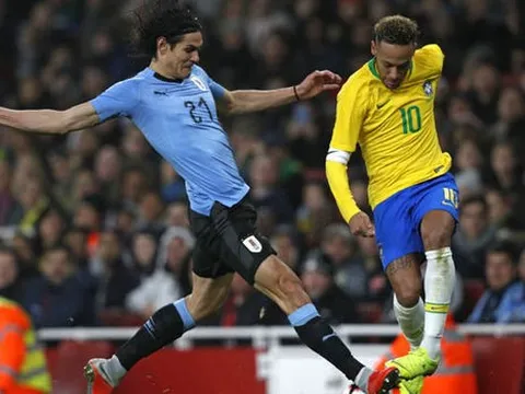 Neymar và Cavani xô xát, Mbappe nói gì?