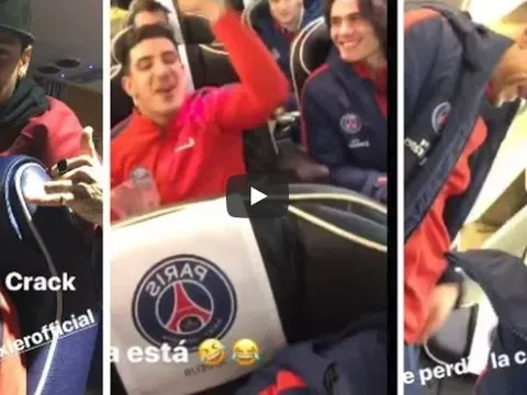 Neymar và đồng đội 'quẩy' tưng bừng sau chiến thắng trước Monaco