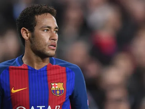 Neymar: Dối trá hay yếu đuối?
