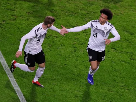 Điểm nhấn Đức 3-0 Nga: Mang Hà Lan đến đây, Joachim Low đến lúc tin vào lứa trẻ?