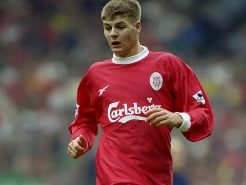 Ngày này năm xưa: Gerrard chính thức ra mắt Liverpool