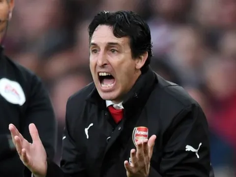 Người cũ sợ Arsenal bị Man Utd giành vé dự Champions League