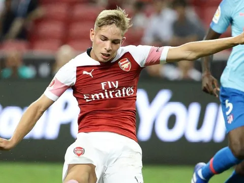 Người hâm mộ Arsenal 'điên đảo' vì hiện tượng Emile Smith Rowe