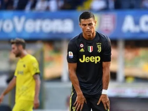 Người hâm mộ đánh giá sao về màn ra mắt Juventus của Ronaldo?