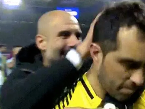 Người hùng Bravo bất mãn với Pep Guardiola?