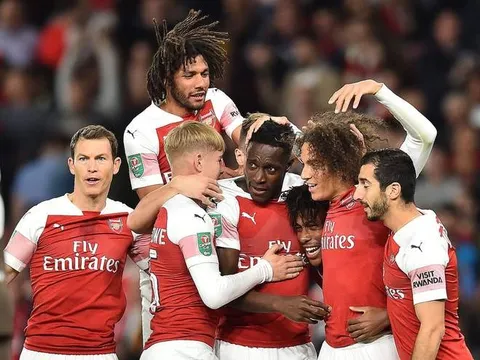 Người hùng Welbeck chấp nhận làm kiếp dự bị ở Arsenal