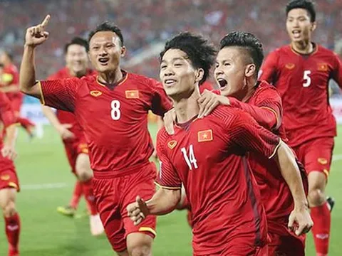 Người Thái ngã ngựa, ngôi vương AFF Cup trong tầm tay ĐT Việt Nam