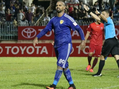 Nhà giàu Trung Quốc nhắm ‘sát thủ’ người Brazil của Quảng Nam FC