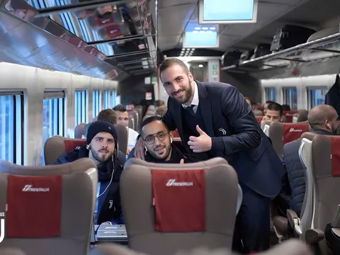 Nhận tin vui, Juve rạng rỡ lên đường đến Bologna