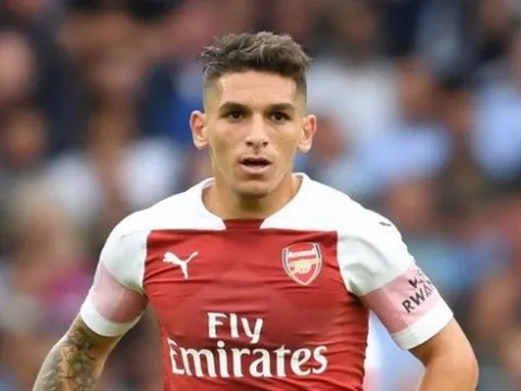NHM Arsenal cầu xin Emery mang về 'quái vật' đá cặp hoàn hảo với Torreira