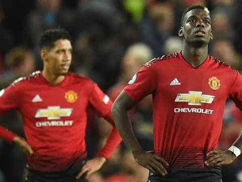 CĐV Man Utd chỉ trích hàng loạt sao Quỷ đỏ sau trận hòa Valencia