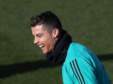 Như chưa hề chấn thương, Ronaldo tươi tắn chờ bắn hạ Barca