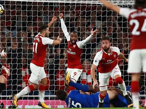 Những bàn thắng mang thương hiệu Giroud