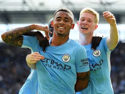 Những con số khó tin trong trận Man City thắng Liverpool