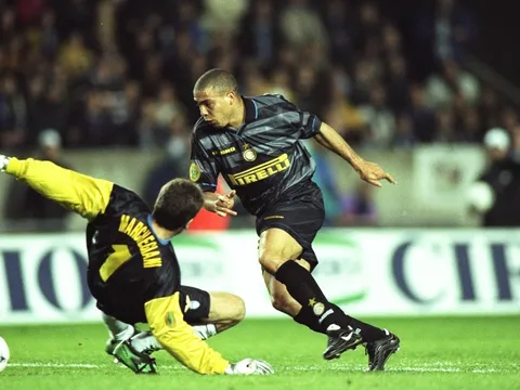 Những gì tinh túy nhất của Ronaldo de Lima là đây