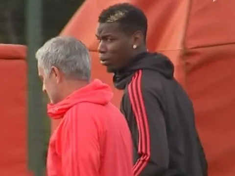 Những gì xảy ra tại Carrington là 'loạt phim hài hay nhất năm 2018'