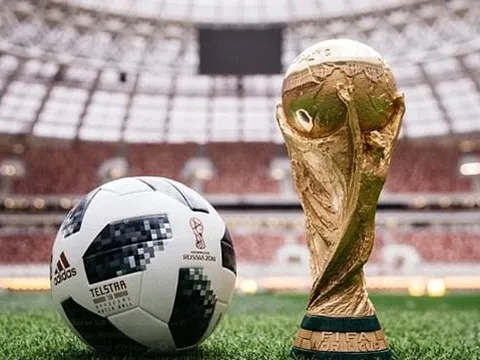 Những hình ảnh "hoài cổ" của trái bóng chính thức World Cup 2018