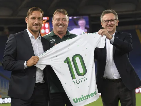 Những khoảnh khắc đáng nhớ sau trận đấu giữa Roma và Chapecoense