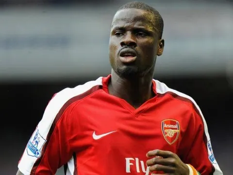 Những năm tháng đẹp đẽ của Eboue tại nước Anh