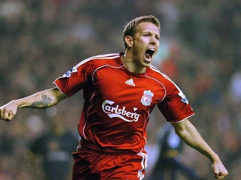 Những pha bóng mang đậm thương hiệu Craig Bellamy