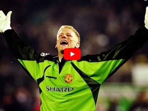 Những pha cứu thua thần thánh của Peter Schmeichel