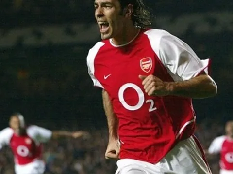 Những pha đi bóng cực kì lắt léo của Pires