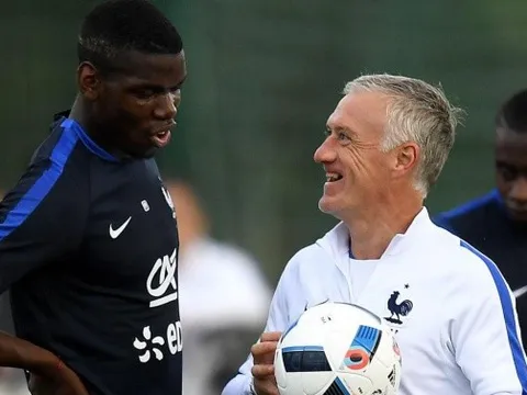 HLV Deschamps: "Pogba là một người hơi lập dị"