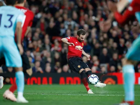 Bết bát ở Ngoại hạng Anh, Man Utd vẫn sở hữu vũ khí đáng sợ nhất