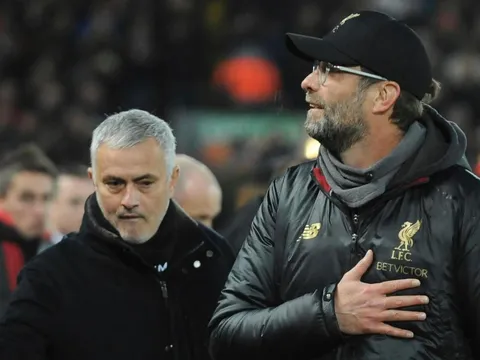 Đâm 'nhát dao' cuối cùng, Klopp nói lời khó tin khi Mourinho rời M.U