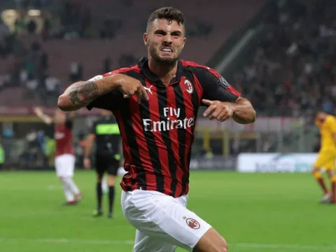 Nổ súng vào giây cuối, Milan có trận thắng đầu tiên