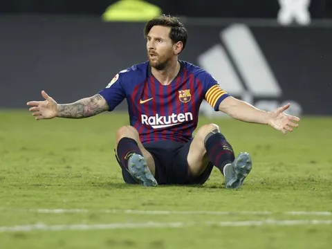 Nóng: Barelona phủ nhận việc muốn gia hạn với Messi