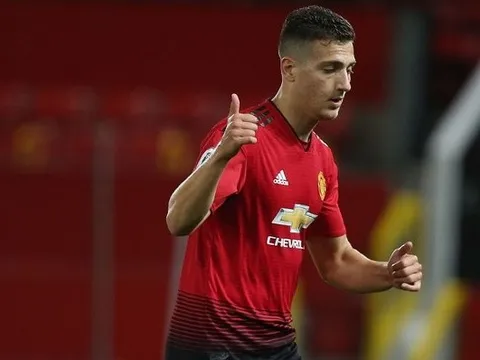 NÓNG: Lộ dấu hiệu Dalot sẽ ra mắt M.U ngay trận đấu tới