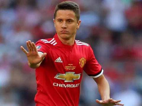 Nóng! Man Utd có thể gán Herrera trong thương vụ "đàn em" Ronaldo