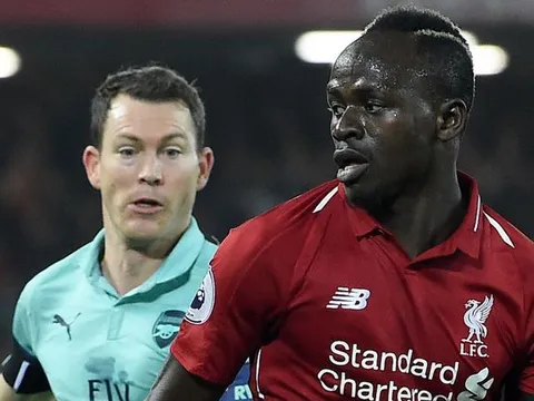 NÓNG: Mane nhận phán quyết từ FA sau vụ va chạm với Lichtsteiner
