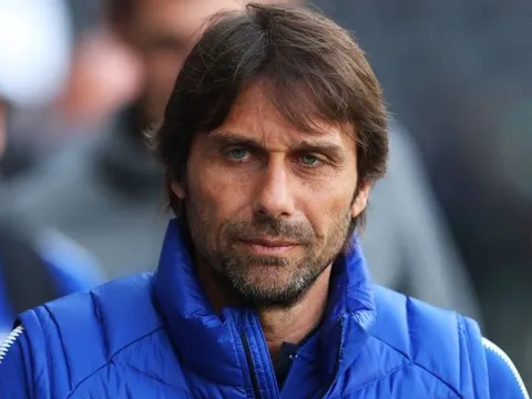 Nóng: Milan gây chiến với Roma vì Conte