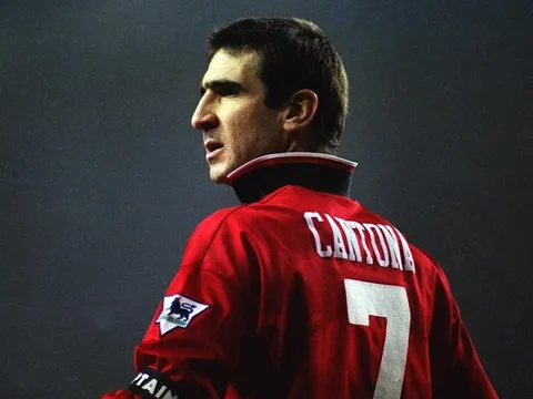 NÓNG! "Nhà Vua" muốn trở lại dẫn dắt Man Utd đến cuối mùa giải