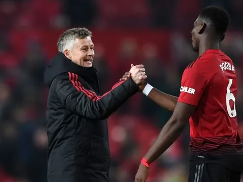 Nóng! Paul Pogba ra điều kiện cực khủng ở lại Man Utd