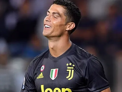 NÓNG: Ronaldo mới tịt 3 trận, Juventus đã gấp rút tìm người thay thế
