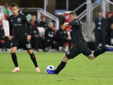 Nóng: Rooney chuẩn bị tái xuất trong màu áo tuyển Anh