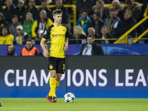 NÓNG: Sao Dortmund 'thả thính' Man City