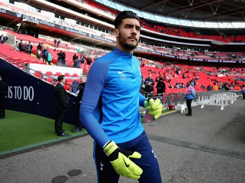 NÓNG: Tottenham tiếp Palace bằng thủ môn gần 2 năm chưa ra sân