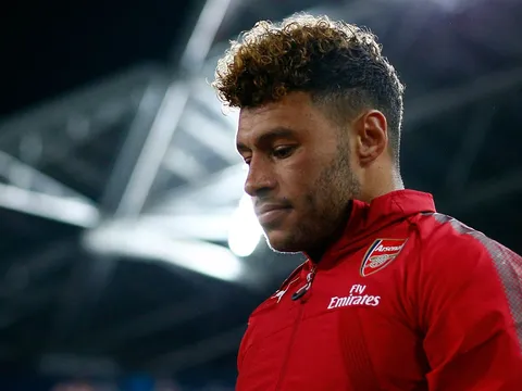 NÓNG: Vượt Chelsea, Liverpool đạt thỏa thuận chiêu mộ Chamberlain