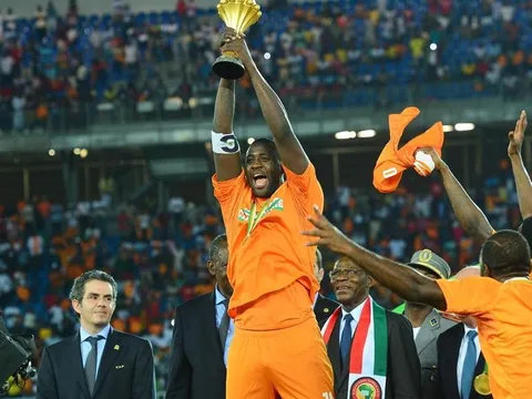 NÓNG: Yaya Toure ra tuyên bố gây SỐC