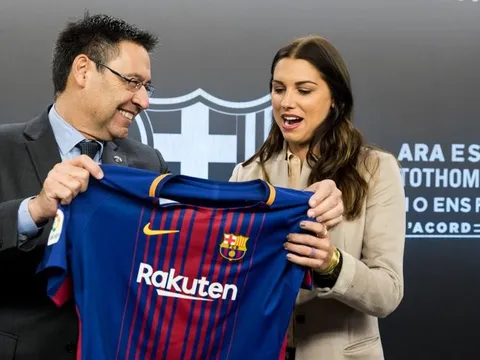 Nữ cầu thủ xinh đẹp 'phục sát đất' chiến thắng của Barcelona