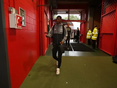 Dàn sao Man Utd đã có mặt ở Old Trafford, chờ hạ Crystal Palace