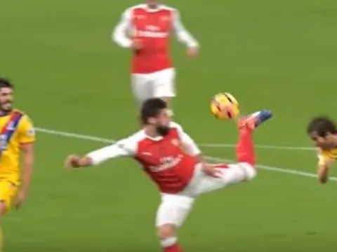 Olivier Giroud và bàn thắng đẹp nhất năm 2017